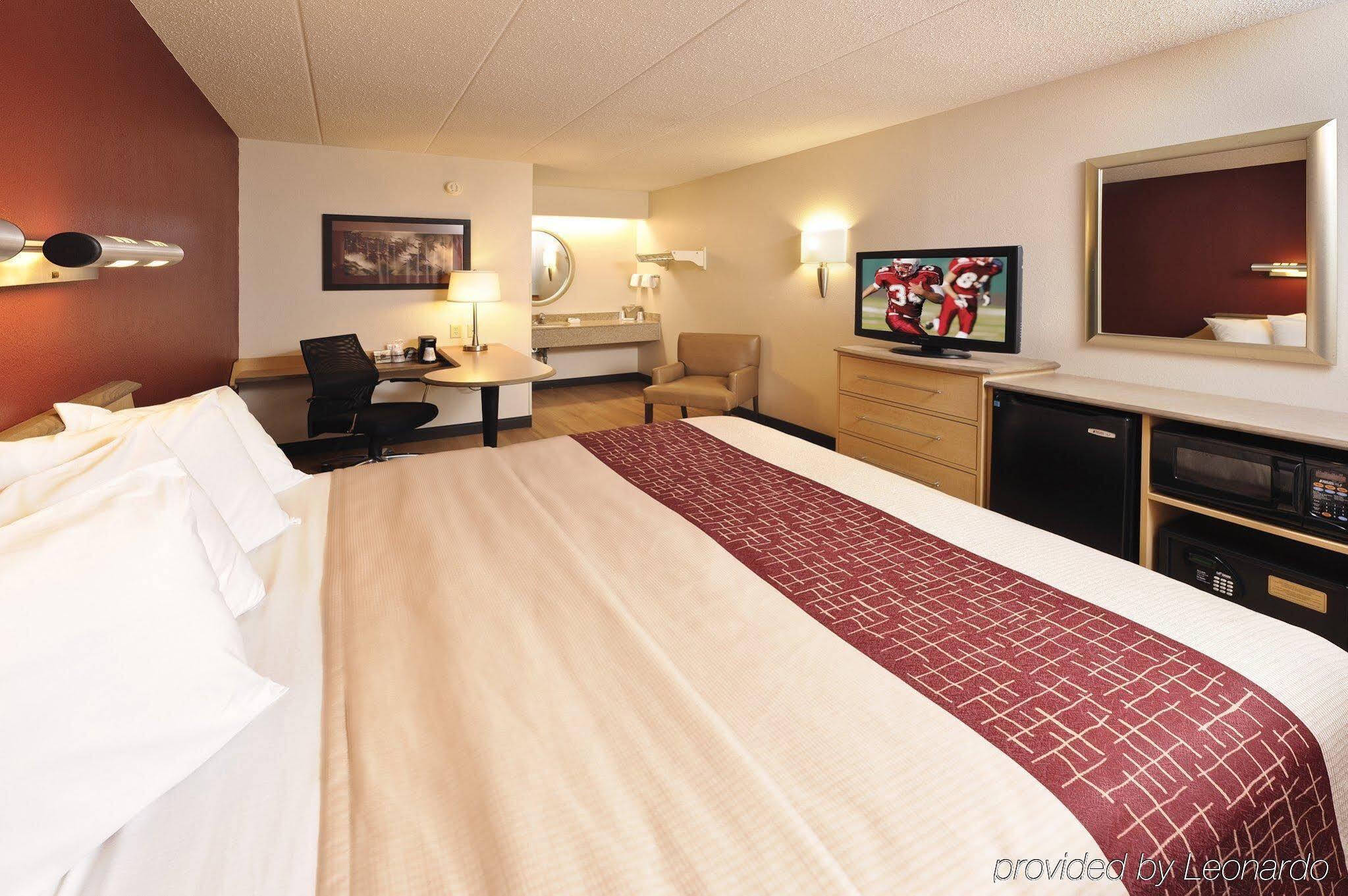 Red Roof Inn Philadelphia - Oxford Valley Langhorne Eksteriør billede